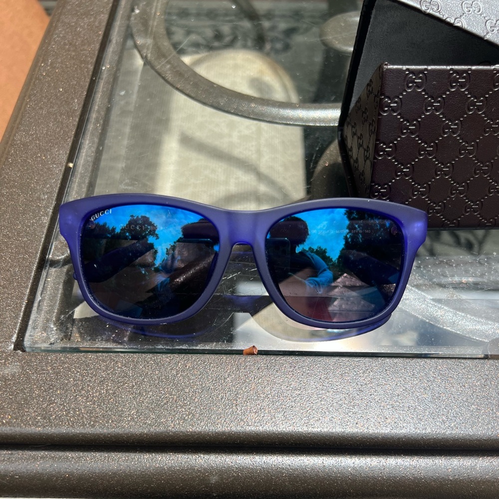 Gucci sunglasses